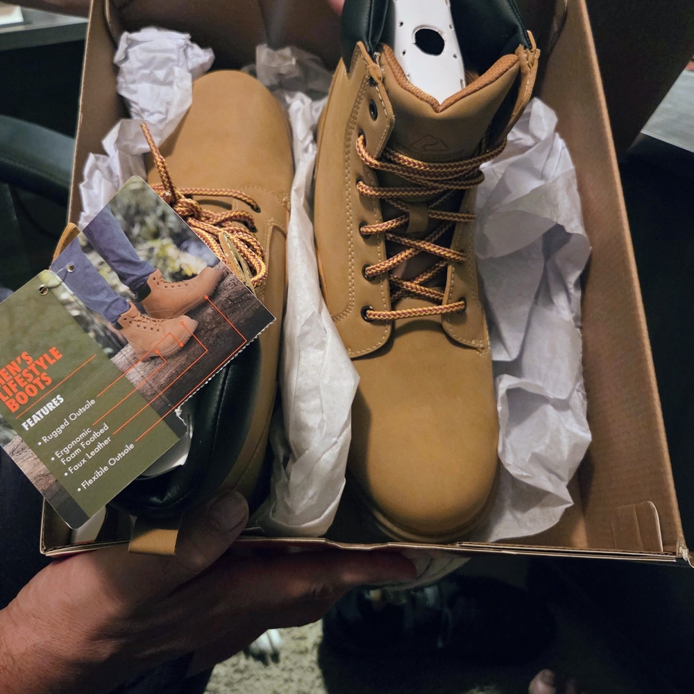Ozark Trail Men's Brown Outdoor Boots - Picture 2 of 4
